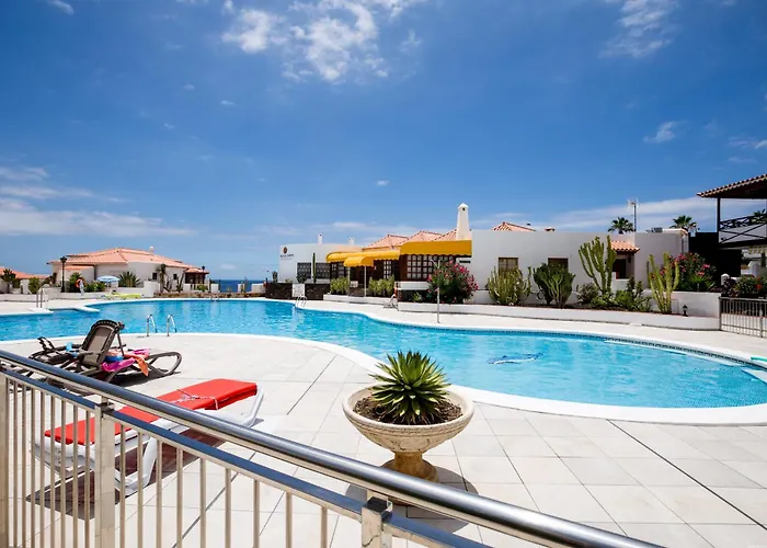 Apartament House El Duque